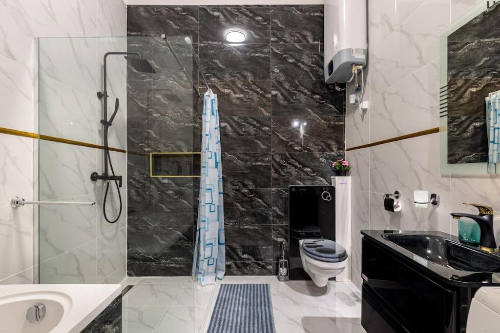 Apartman Black Marble Unique Design Near Danube River