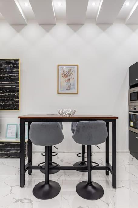 Apartman Black Marble Unique Design Near Danube River Budapest